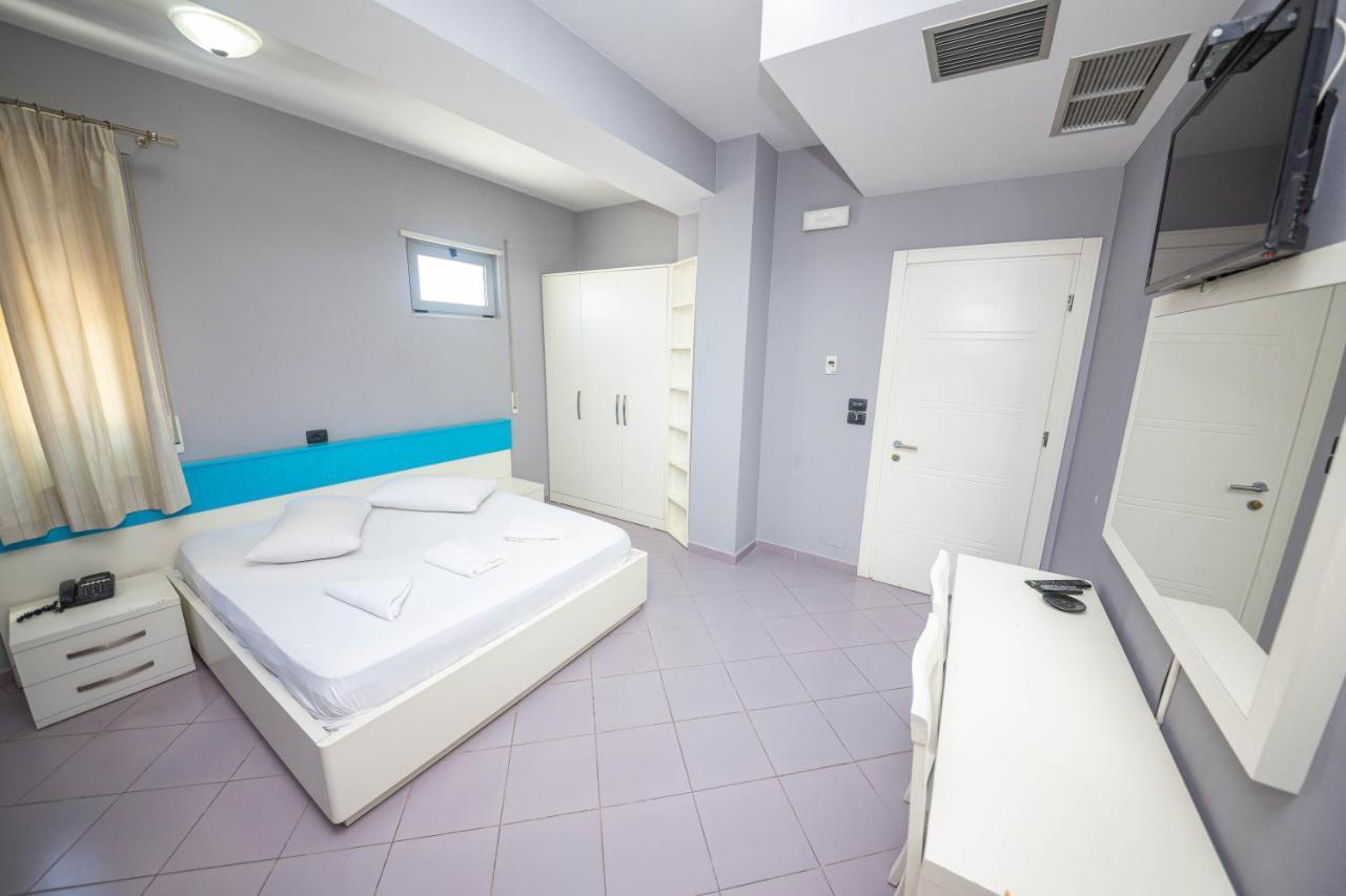 Hotel Tosi *